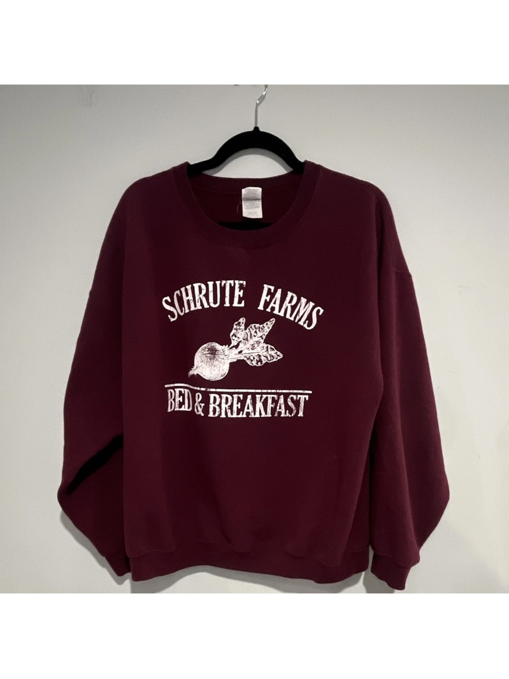 Schrute Farms Bed & Breakfast Gildan Heavy Blend Crewneck Sweatshirt